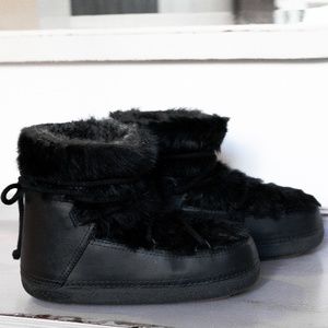 NEW! Fur Ankle boot